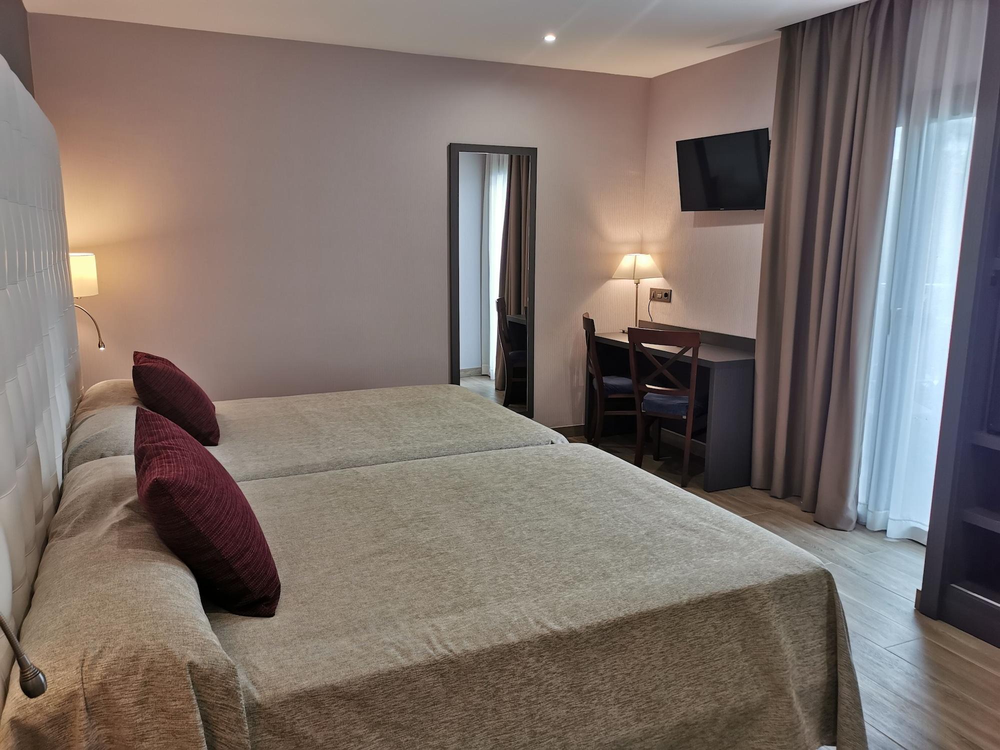 Petit Palau - Adults Only Hotell Blanes Exteriör bild