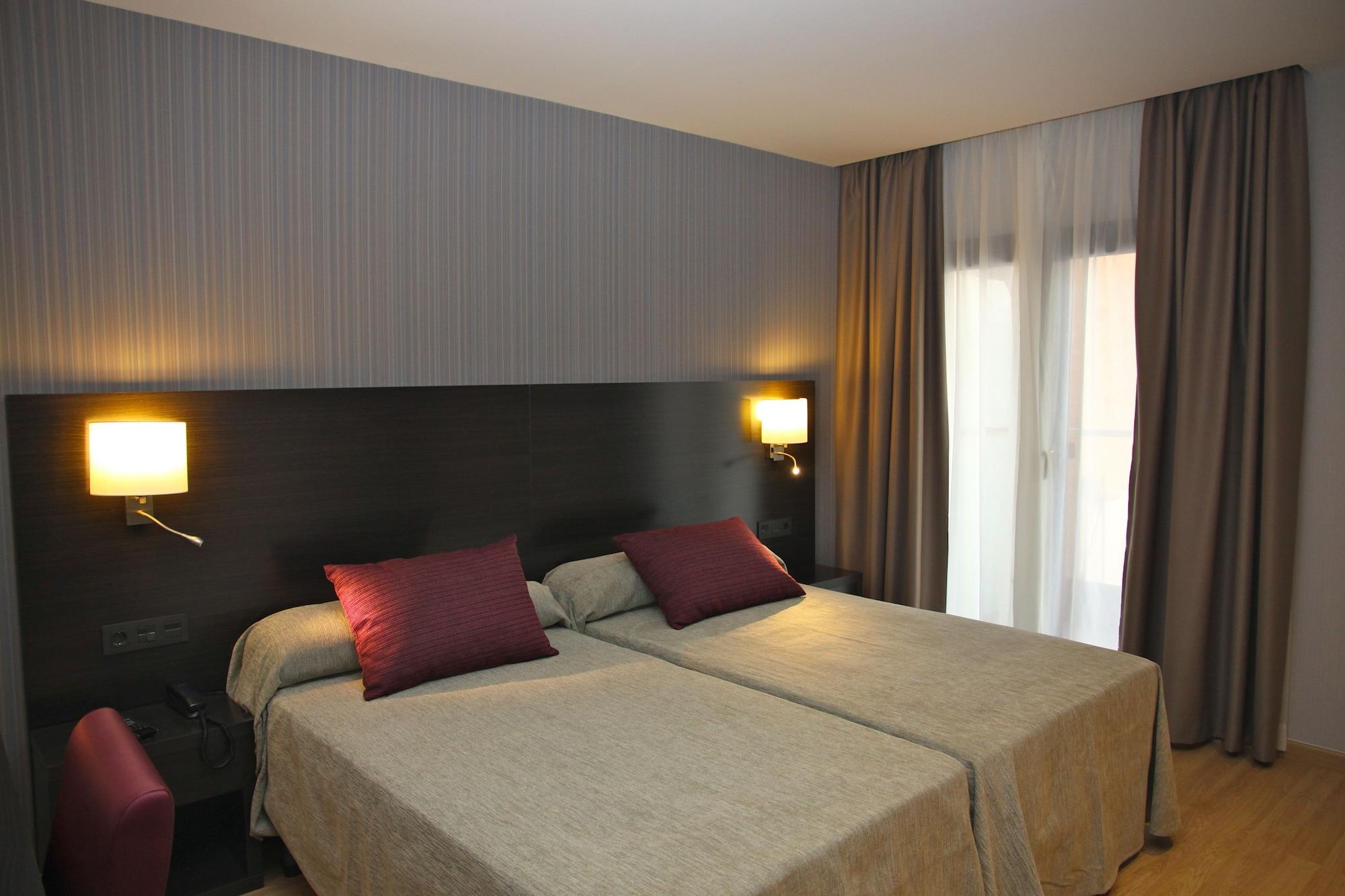 Petit Palau - Adults Only Hotell Blanes Exteriör bild