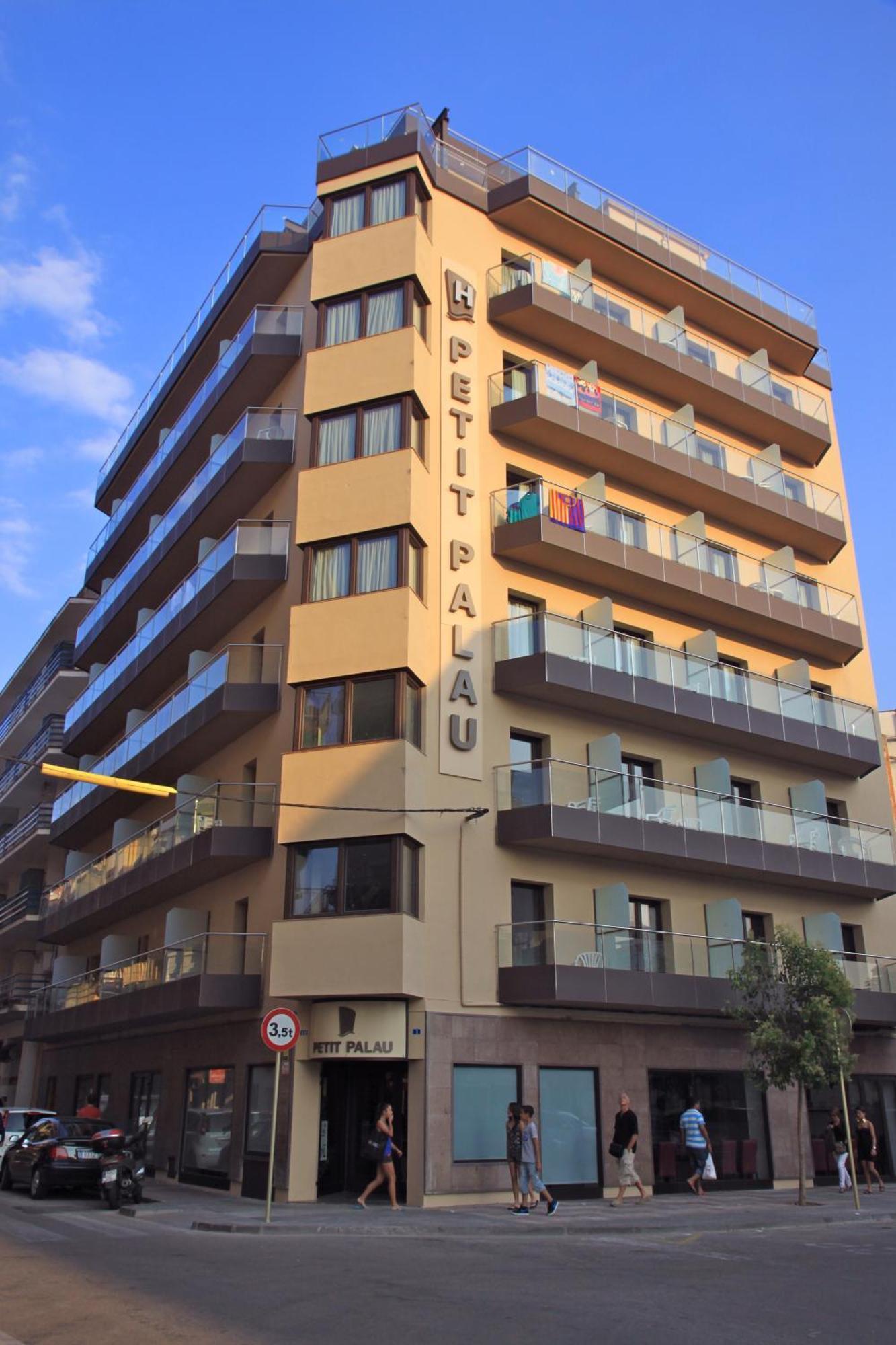 Petit Palau - Adults Only Hotell Blanes Exteriör bild
