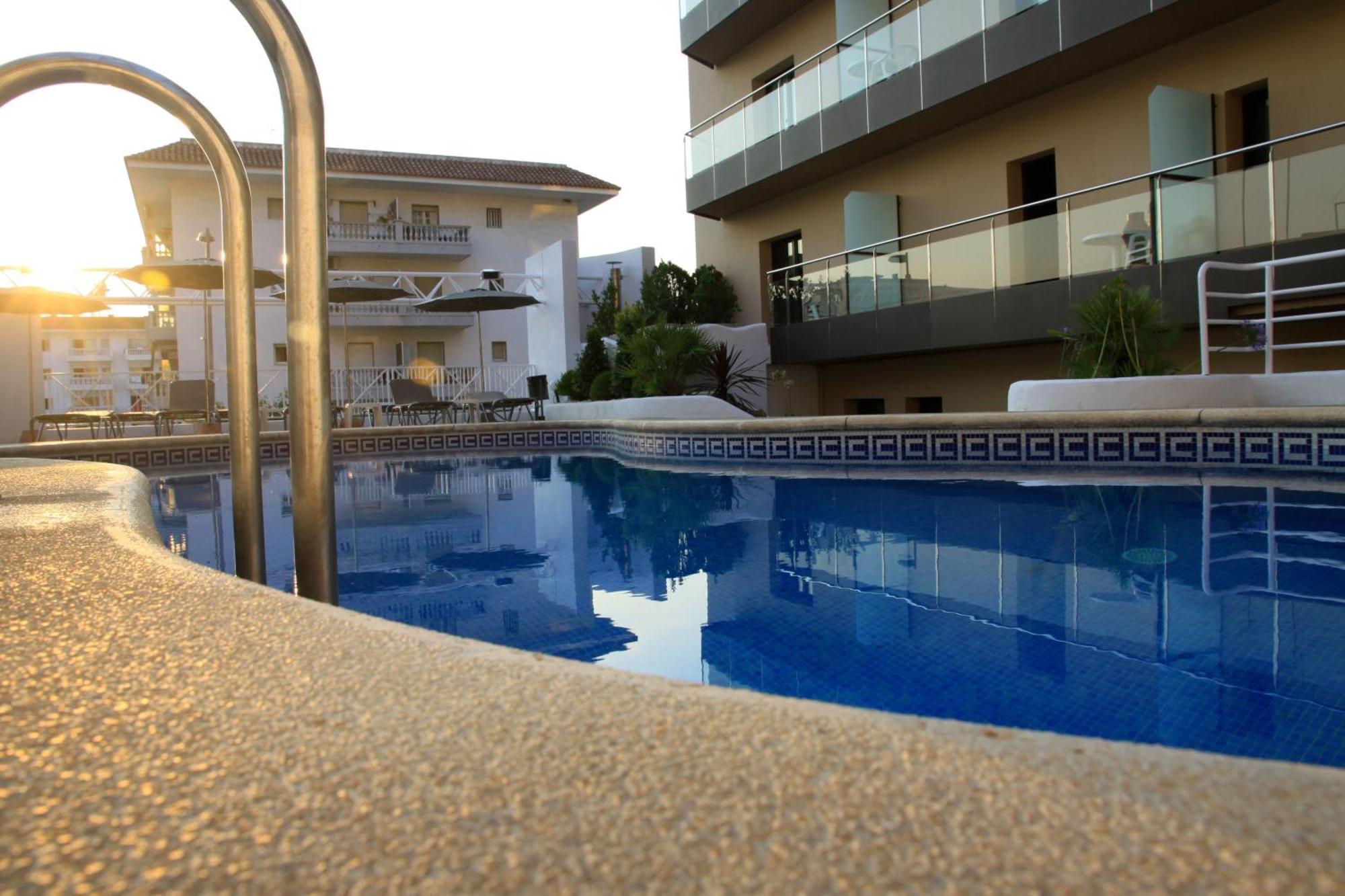 Petit Palau - Adults Only Hotell Blanes Exteriör bild